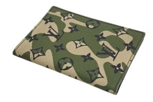 Load image into Gallery viewer, LOUIS VUITTON ルイヴィトン モノグラモフラージュ クーヴェルテュール パスポール 村上隆 パスポートケース M58027 カモ 美品 中古 4c074163