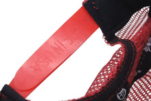 Load image into Gallery viewer, 極美品 CHROME HEARTS クロムハーツ MATTY BOY マッティボーイ メッシュキャップ SEX RECORDS 帽子 サイズOS レッド 中古 4c074164