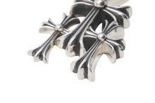 Load image into Gallery viewer, 極美品 CHROME HEARTS クロムハーツ トリプルCHクロス ペンダント スモール 重量約50.9g シルバー925 中古 4c074169