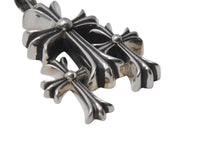 Load image into Gallery viewer, 極美品 CHROME HEARTS クロムハーツ トリプルCHクロス ペンダント スモール 重量約52.6g シルバー925 中古 4c074172