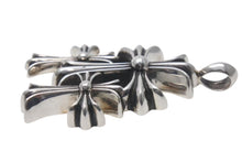 Load image into Gallery viewer, CHROME HEARTS クロムハーツ トリプルCHクロス ペンダント スモール 重量約53.6g シルバー925 美品 中古 4c074173