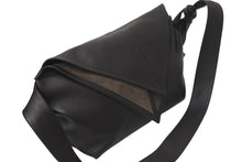 Load image into Gallery viewer, 極美品 BOTTEGA VENETA ボッテガヴェネタ SAWYER ソーヤー バッグ フォンデンテ ワンショルダーバッグ ブラウン 中古 4c074198