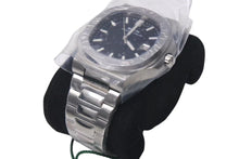Load image into Gallery viewer, 新品未使用 A BATHING APE BAPE アベイシングエイプ 時計 TYPE 10 BAPEX ブラック ステンレス サファイアガラス 中古 4c074233