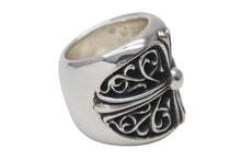 Load image into Gallery viewer, 極美品 CHROME HEARTS クロムハーツ CLASSIC OVAL クラシック オーバルクロス リング 重量約36.4g サイズ14号 シルバー925 中古 4c074248