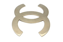 Load image into Gallery viewer, CHANEL シャネル 05P 2005年製 デカココマーク ピン ブローチ ゴールド MADE IN ITALY 美品 中古 4c074249