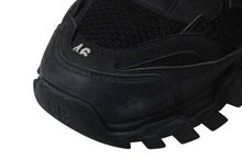 Load image into Gallery viewer, BALENCIAGA バレンシアガ Track3 スニーカー 30.5cm 700873 ブラック サイズ46 美品 中古 4c074254