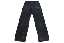 Load image into Gallery viewer, 極美品 BALENCIAGA バレンシアガ DENIM SIZE BAGGY LARGE FIT デニムパンツ 2022 745151 サイズL ダメージ加工 中古 4c074255