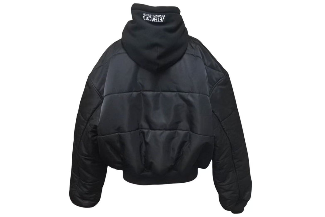 VETEMENTS ヴェトモン デムナ期 ALPHA ボンバージャケット リバーシブル 2017 オレンジ ブラック TA01298076 美品 中古 4c074256 