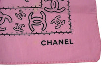 Load image into Gallery viewer, CHANEL シャネル スカーフ バンダナ柄 ココマーク ペイズリー ハンカチ 92年製 ピンク コットン 良品 中古 4c074271