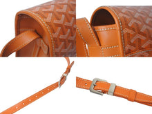 Load image into Gallery viewer, GOYARD ゴヤール ベルヴェデーレ メッセンジャーバッグ ショルダーバッグ フランス製 PVC レザー オレンジ シルバー 美品 中古 4c074280