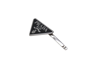 PRADA プラダトライアングルロゴ メタルヘアクリップ ブラック シルバー金具 中古 1IF051 美品 4c070430
