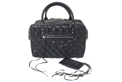 BALENCIAGA バレンシアガ マトラッセ シティ ハンドバッグ ブラック カーフ シルバー金具 ミニボストン 鞄 168031 美品 中古 4c074324