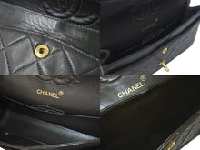 Load image into Gallery viewer, CHANEL シャネル マトラッセ 23cm ココマーク ショルダーバッグ 2番台 スムースレザー カーキ ゴールド金具 美品 中古 4c074353