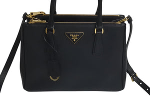 以前同様 PRADA プラダ ガレリア ハンドバッグ ショルダーバッグ ミディアム 1BA863 サフィアーノレザー ブラック ゴールド金具 中古 4c074435 