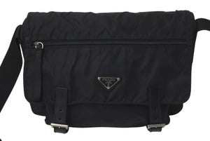 PRADA プラダショルダーバッグ テスート イタリア製 ナイロン レザー ブラック シルバー金具 美品 中古 4c074444 