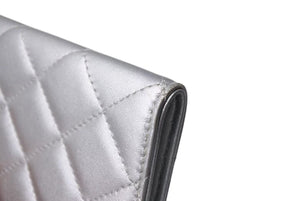 CHANEL シャネル Metallic Passport Holder メタリック パスポート ホルダー シルバー 14番台 美品 中古 4c074493