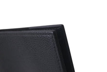 Load image into Gallery viewer, CHANEL シャネル Caviar Skin Passport case キャビアスキン パスポートケース 18番台 ブラック 美品 中古 4c074496