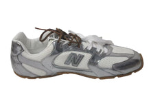 Load image into Gallery viewer, 新品未使用 MIUMIU ミュウミュウ NewBalance ニューバランス 530 SL Silver Pack レザー メッシュ シルバー ブラウン サイズ43 中古 4c074506
