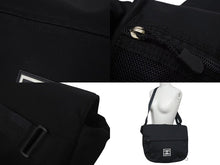 Load image into Gallery viewer, CHANEL シャネル スポーツライン ナイロン ショルダーバッグ ブラック 9番台 ココマーク ロゴ 美品 中古 4c074529
