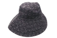 Load image into Gallery viewer, 極美品 LOUIS VUITTON ルイヴィトン シャポー バケットハット N80207 サイズL モノグラム デニム ウォッシュド加工 中古 4c074530