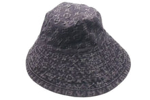 Load image into Gallery viewer, 極美品 LOUIS VUITTON ルイヴィトン シャポー バケットハット N80207 サイズL モノグラム デニム ウォッシュド加工 中古 4c074530