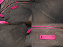Load image into Gallery viewer, 極美品 BOTTEGA VENETA ボッテガ ヴェネタ イントレチャート ホーボーバッグ ワンショルダーバッグ レザー ピンク 中古 4c074534