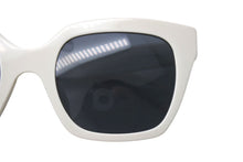 Load image into Gallery viewer, CELINE セリーヌ サングラス サイド ロゴ 56◻︎21 145 CL40198F ホワイト アイボリー 美品 中古 4c074546