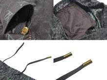 Load image into Gallery viewer, LOUIS VUITTON ルイヴィトン ジャカードモノグラムシルクショートパンツ グリーン グレー RM242MM KSY HRP 美品 中古 4c074613