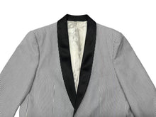 Load image into Gallery viewer, 極美品 CELINE シアサッカーストライプ テーラード ジャケット 2V215087I ホワイト ブルー ブラック コットン ポリエステル サイズ52 中古 4c074643