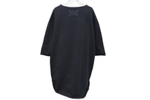 Load image into Gallery viewer, 極美品 Maison Margiela メゾンマルジェラ 22SS オーバーサイズ カットオフ 半袖Ｔシャツ ブラック ファブリック S50GC0668 サイズM 中古 4c074649