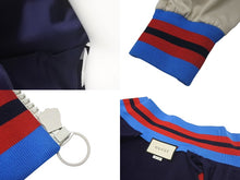 Load image into Gallery viewer, 極美品 GUCCI グッチ トラックジャケット GUCCIFY YOURSELF 502287 X9P63 ブルー レッド ネイビー ベージュ サイズL 中古 4c074676