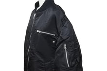 画像をギャラリービューアに読み込む, 極美品 sacai サカイ MA-1 ジャケット 21-02523M サイズ3 ブラック ナイロン 切り返しデザイン 21SS 中古 4c074758 