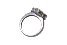 Load image into Gallery viewer, 極美品 Van Cleef &amp; Arpels ヴァンクリーフ＆アーペル リング 指輪 VCARF48949 アルハンブラ K18 ホワイトゴールド 中古 4c074807