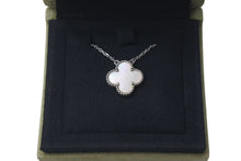 Load image into Gallery viewer, 極美品 Van Cleef &amp; Arpels ヴァンクリーフ アーペル ネックレス ヴィンテージアルハンブラ ペンダント VCARF48700 中古 4c074811