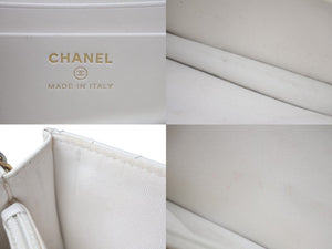 CHANEL シャネル チェーンウォレット ショルダーバッグ ココマーク ホワイト ラムスキン ランダム番台 ゴールド金具 美品 中古 4c074826
