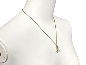 極美品 CHANEL シャネル 両面ココマーク ネックレス アクセサリー 07v刻印 メタル シルバー アイボリー 中古 4c074883