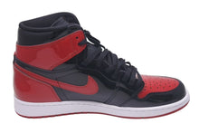 Load image into Gallery viewer, 未使用 NIKE ナイキ AIR JORDAN1 エア ジョーダン 1 レトロ スニーカー 555088-063 パテント サイズ30 中古 4c074959