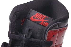 未使用 NIKE ナイキ AIR JORDAN1 エア ジョーダン 1 レトロ スニーカー 555088-063 パテント サイズ30 中古 4c074959