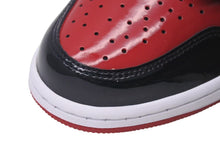 Load image into Gallery viewer, 未使用 NIKE ナイキ AIR JORDAN1 エア ジョーダン 1 レトロ スニーカー 555088-063 パテント サイズ30 中古 4c074959