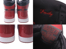 Load image into Gallery viewer, 未使用 NIKE ナイキ AIR JORDAN1 エア ジョーダン 1 レトロ スニーカー 555088-063 パテント サイズ30 中古 4c074959