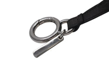 Load image into Gallery viewer, 極美品 FENDI フェンディ ファー イニシャル ポンポンチャーム キーホルダー バッグチャーム シルバー金具 S 中古 4c074985