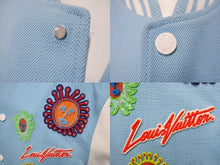 Load image into Gallery viewer, 極美品 LOUIS VUITTON ルイヴィトン LV×YK エンブロイダードフェイス ヴァーシティジャケット スタジャン 1AB8H9 サイズ48 草間彌生 23SS 中古 4c075091