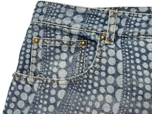 Load image into Gallery viewer, 新品未使用 LOUIS VUITTON ルイヴィトン オールオーバー パンプキンデニムパンツ RM232H YN3 HOD30W サイズ32 草間彌生 総柄 LV×YK 中古 4c075092
