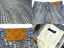 Load image into Gallery viewer, 新品未使用 LOUIS VUITTON ルイヴィトン オールオーバー パンプキンデニムパンツ RM232H YN3 HOD30W サイズ32 草間彌生 総柄 LV×YK 中古 4c075092