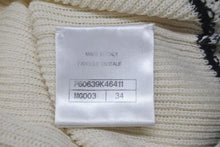 Load image into Gallery viewer, 極美品 CHANEL シャネル チルデンニット セーター P60639K46411 サイズ34 ココマーク Vネック ベージュ ブラック 中古 4c075095