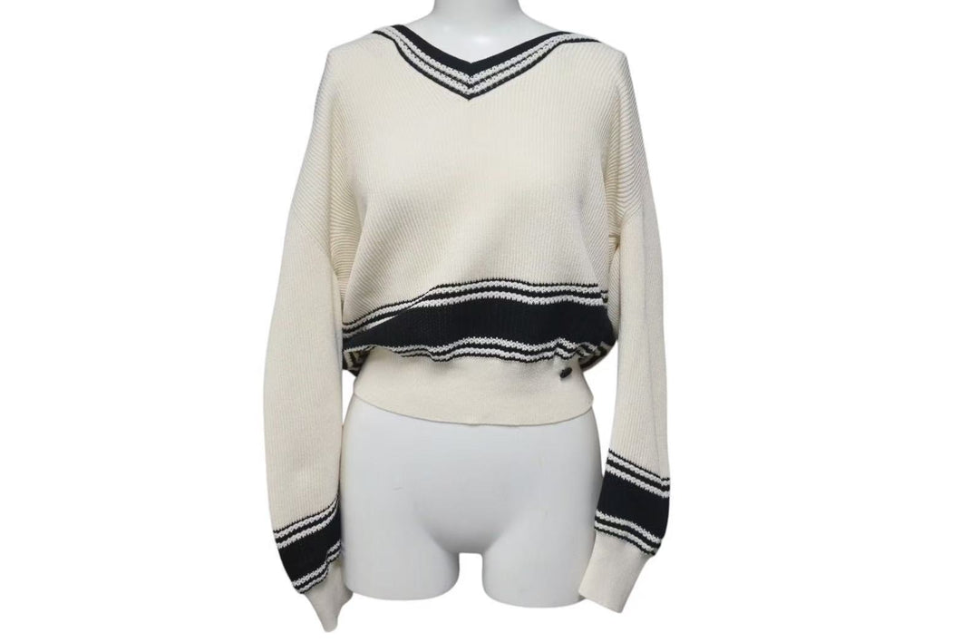 極美品 CHANEL シャネル チルデンニット セーター P60639K46411 サイズ34 ココマーク Vネック ベージュ ブラック 中古 4c075095