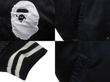 Load image into Gallery viewer, A BATHING APE アベイシングエイプ ベイプロゴ リバーシブルジャケット 2XL 001GD1201001H 黒 ネイビー 美品 中古 4c075103