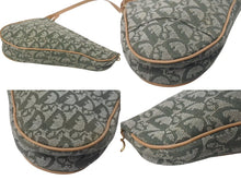 Load image into Gallery viewer, Christian Dior クリスチャンディオール サドルポーチ ワンショルダーバッグ ヴィンテージ トロッター柄 カーキ MC 0071 美品 中古 4c075104