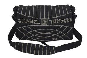 極美品 CHANEL シャネル スポーツライン ココマーク ロゴ刺繍 ナイロン ショルダーバッグ メッセンジャーバッグ A32807 10番台 中古 4c075112