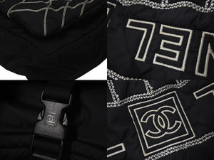 極美品 CHANEL シャネル スポーツライン ココマーク ロゴ刺繍 ナイロン ショルダーバッグ メッセンジャーバッグ A32807 10番台 中古 4c075112